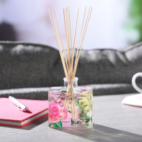 Yankee Candle Fresh Cut Roses Signature Reed Diffuser Extra Image 1 Preview